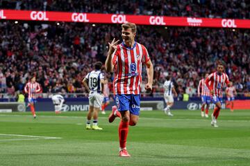 3-0. Alexander Sorloth celebra el tercer tanto que anota.