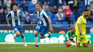 Adri&agrave; Pedroa celebra su gol en el Espanyol-Alav&eacute;s.