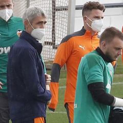Cillessen listo para el Barça, Gracia afila sus armas