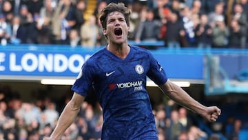 Marcos Alonso le dio los tres puntos al Chelsea con su gol. 