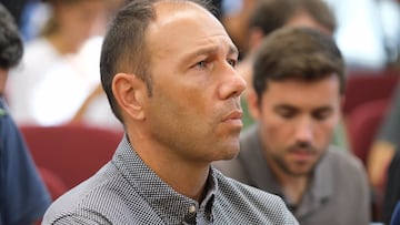 25/08/2023 El concejal de Deportes en el Ayuntamiento de Tarragona y ex entrenador de baloncesto, Berni Álvarez, durante una rueda de prensa del presidente del CSD en la Subdelegación del Gobierno en Tarragona, a 25 de agosto de 2023, en Tarragona, Catalunya (España). Durante la comparecencia, Francos ha informado de las medidas a adoptar por el Consejo Superior de Deportes (CSD) tras la intervención de Luis Rubiales ante la Asamblea Extraordinaria celebrada hoy en la sede de la RFEF. Rubiales ha informado de que no va a dimitir y que va a continuar en el cargo de presidente de la Real Federación Española de Fútbol.
POLITICA
Fabián A. Pons - Europa Press