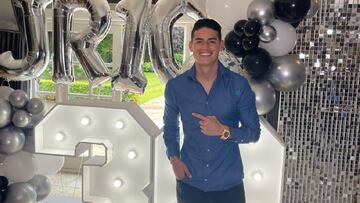 Cumplea&ntilde;os de James Rodr&iacute;guez. El futbolista colombiano del Everton, se encuentra celebrando sus 30 a&ntilde;os en Inglaterra, mientras entrena con su equipo.