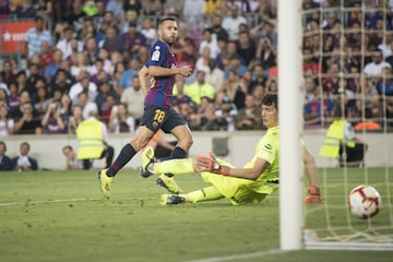Jordi Alba marcó el 7-2.