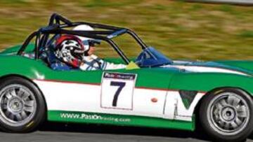 <b>DIVERTIDO. </b>La conducción del Ginetta es toda una experiencia.