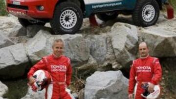 <b>A PUNTO. </b>Foj (izda.) junto a su nuevo copiloto, Jordi Cervantes.