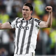 Vlahóvic vale más que la plantilla de Chivas