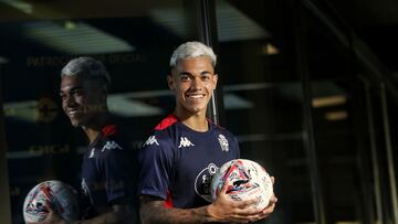 Juan Gauto, posando para AS en Abegondo.