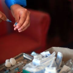 Vacuna Sinopharm vs Sputnik: efectividad, diferencias, dosis y quiénes se vacunan