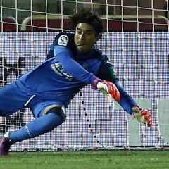 Memo Ochoa cuelga su primer cero en la temporada con el Granada