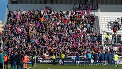 La afición armera y el equipo en su desplazamiento a Burgos la pasada temporada