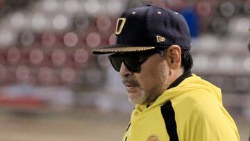 El técnico argentino de Dorados aprovechó una entrevista después de la final de ida del Ascenso MX para explotar contra la prensa y de paso, solicitar a los elementos de seguridad para el periodista.