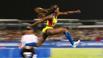 Caterine ibarg&uuml;en gana la medalla de oro en el salto triple de los Juegos Centroamericanos en el estadio Rafael Cotes de Barranquilla. Urrutia fue segunda