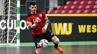 Ricardinho vs. Higuita: el duelo del a?o vale una final europea