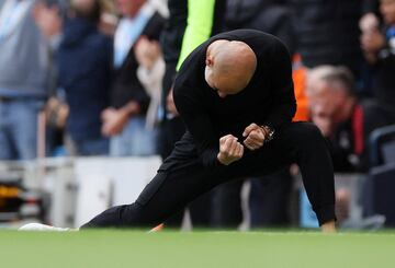 Pep Guardiola celebró así el hat trick de Haaland. 