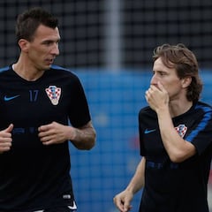 Mandzukic: "Modric se merece ganar el Balón de Oro"