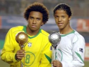 Anderson (izquierda) fue la gran estrella de Brasil en el Mundial Sub 17 de 2005, superando en la elección por el balón de oro a Gio do Santos (México).