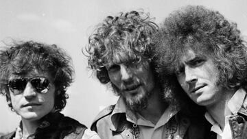 Jack Bruce, Ginger Baker y Eric Clapton de &#039;Cream&#039;; en el Aeropuerto de  Londres, 1967.