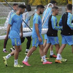 Zidane premia a la cantera y la Cultural, a su plantilla