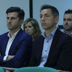 Vuelve el chutismo: Víctor Alonso prohibe al filial entrenar en hierba natural