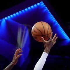 Algo pasa con los Lakers desde que ganaron la Copa NBA