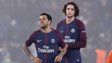 Barcelona close in on PSG midfielder Adrien Rabiot