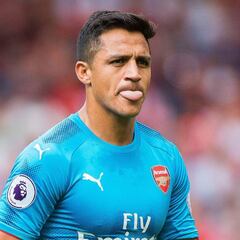 Alexis pide permiso para negociar, el City ofrece a Agüero