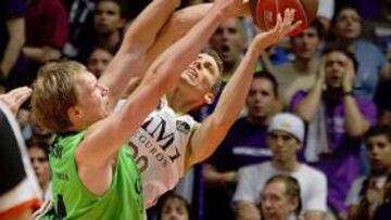 <strong>LA SERIE, MUY FÍSICA.</strong>