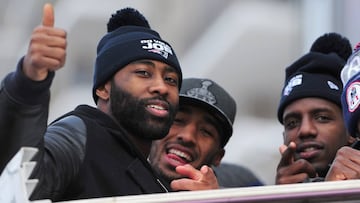 BOSTON, MA - FEBRUARY 04: Darrelle Revis of the New England Patriots gestures during a Super Bowl victory parade on February 4, 2015 in Boston, Massachusetts. The Patriots defeated the Seattle Seahawks 28-24 in Super Bowl XLIX. Billie Weiss/Getty Images/AFP
== FOR NEWSPAPERS, INTERNET, TELCOS & TELEVISION USE ONLY ==
