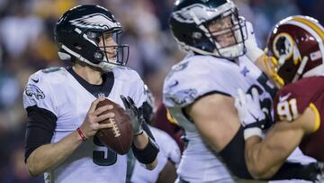 LANDOVER, MD - DECEMBER 30: Nick Foles #9 of the Philadelphia Eagles looks to pass against the Washington Redskins during the second half at FedExField on December 30, 2018 in Landover, Maryland.   Scott Taetsch/Getty Images/AFP
 == FOR NEWSPAPERS, INTERN