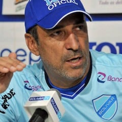 DT de Bolívar teme a Valdivia
y a la hinchada de Colo Colo