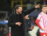 Atletico Madrid's Argentine coach Diego Simeone gestures during the UEFA Champions League knockout round play-off first leg football match between Club Brugge and Atletico Madrid at the Jan Breydel Stadium in Brugge on February 18, 2026. (Photo by NICOLAS TUCAT / AFP)
