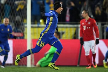 Noboa celebrates his winning goal.