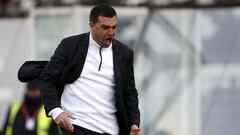 Los dilemas de Guede: aún no encuentra su formación ideal