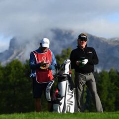 Jiménez rompe moldes: es colíder en Suiza a sus 53 años