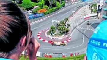 <b>ARROPADO. </b>La afición española no da la espalda a Fernando Alonso esta temporada en la que los resultados no acaban de ser los que él y su equipo desean.