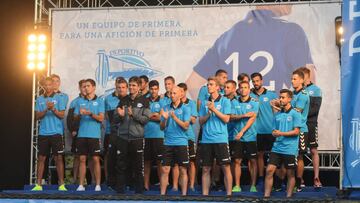 La plantilla del Alav&eacute;s, con Pellegrino, en verano. 