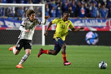 Jhon Jáder Durán y un golazo de chilena de Rafael Santos Borré le dieron la vuelta al marcador tras el primer tanto de Mitoma. Lorenzo mantiene su invicto con la Selección Colombia.