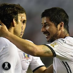 El brillante partido de Valdivia que le da vida a los albos