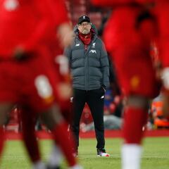 José Mourinho becomes second highest paid manager