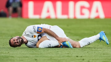 MALLORCA, SPAIN - APRIL 21: Jose Gaya of Valencia CF reacts on the pitch during the LaLiga EA Sports match between RCD Mallorca and Valencia CF at Estadio de Son Moix on April 21, 2026 in Mallorca, Spain. (Photo by Rafa Babot/Getty Images)