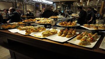 Saborea los mejores pintxos en las tabernas de San Sebastián