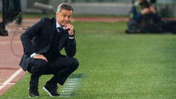 Football Soccer - AS Roma v FC Villarreal - UEFA Europa League Round of 32 Second Leg - Olympic Stadium, Rome, Italy - 23/2/17 Villarreal coach Fran Escriba  Reuters / Alessandro Bianchi Livepic