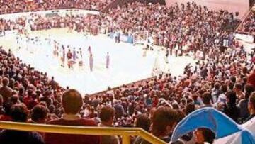 <b>EL ESCENARIO. </b>El Orfeo de Córdoba, durante la disputa de un amistoso de la selección de baloncesto.