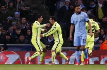 Celebración del gol de Luis Suárez. 0-1.