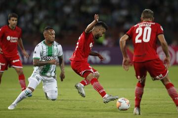 Nacional golea a Huracán y saca una buena ventaja para la vuelta