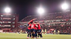 Isla fue sustituido en Independiente y el estadio reaccionó así: ¡brutal!