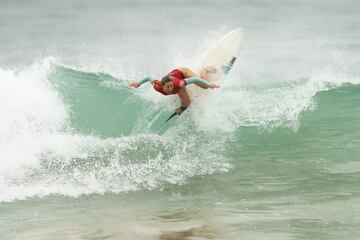 La segunda prueba del Challenger Series de surf se disputa en aguas australianas. El GWM Sídney Surf Pro ha reunido a un total de 150 surfistas de todo el mundo en Manley Beach entre el 17 y el 24 de mayo. Sobre estas líneas, la australiana Nikki van Dijk.