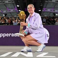 Ostapenko y Shnaider, las campeonas de la semana