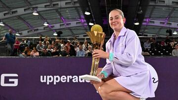 Latvia's Jelena Ostapenko poses with her trophy after winning against Russia's Ekaterina Alexandrova during the final match of the WTA Upper Austria Ladies Linz tennis tournament in Linz, Austria on February 4, 2024. Ostapenko won the match 6-2, 6-3. (Photo by BARBARA GINDL / APA / AFP) / Austria OUT