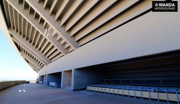 Obras en el Wanda Metropolitano: la cubierta ya est¨¢ terminada